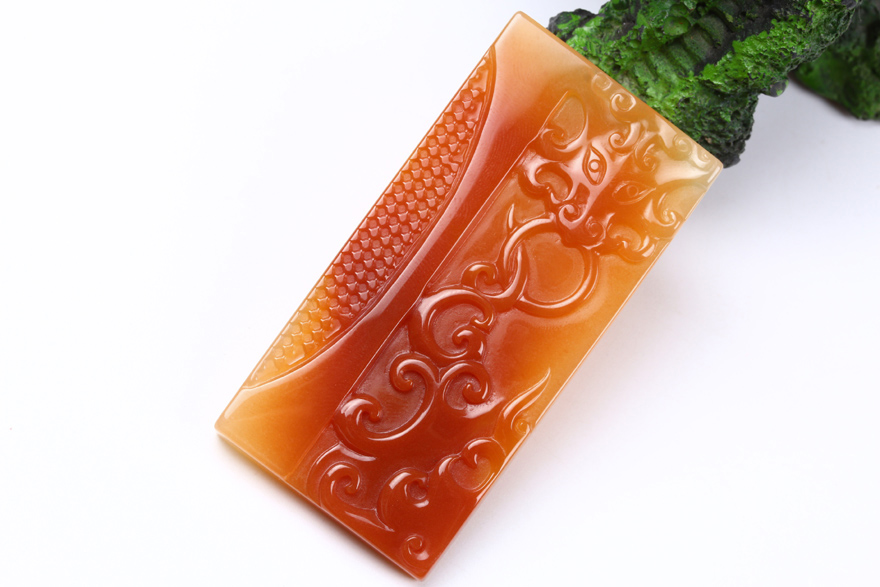 精美的现代黄龙玉雕艺术品（三十八）