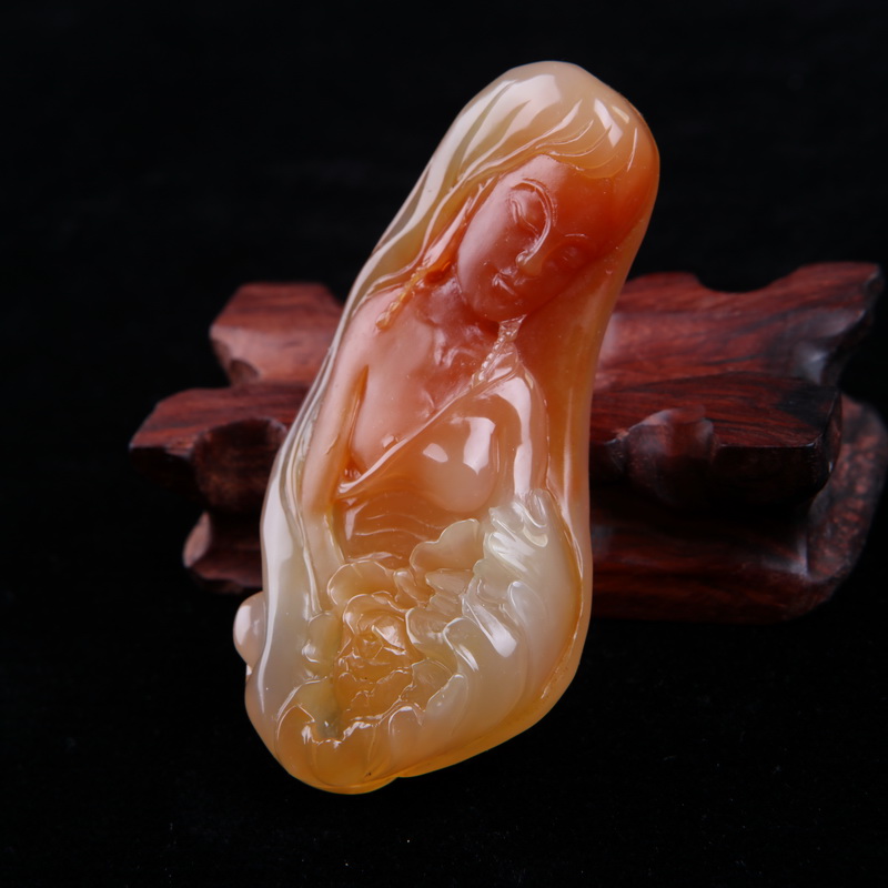 精美的现代黄龙玉雕艺术品（三十一）