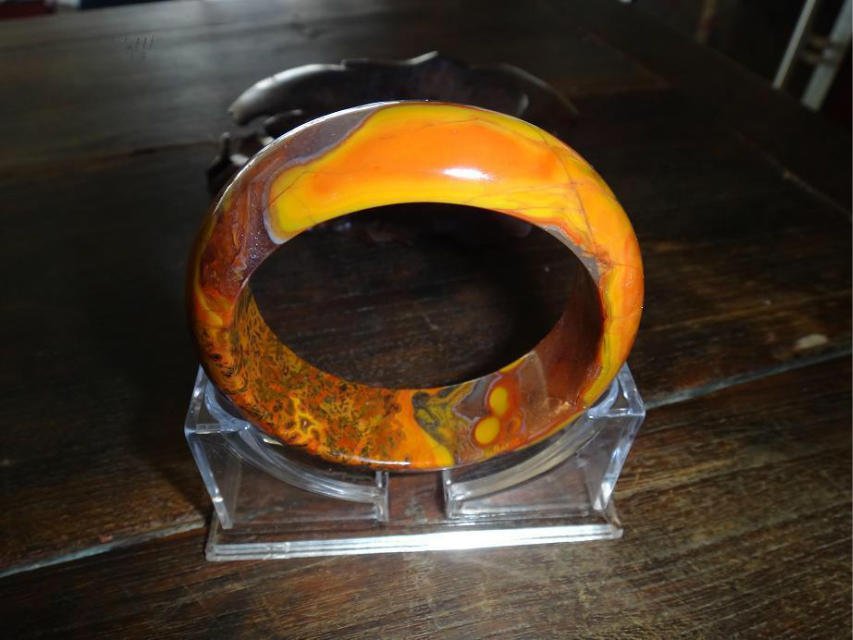 战国红玛瑙雕刻艺术作品（一）