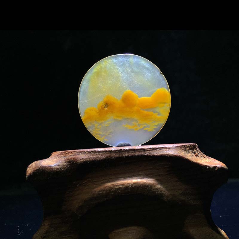 精美的现代黄龙玉雕艺术品（二十一）