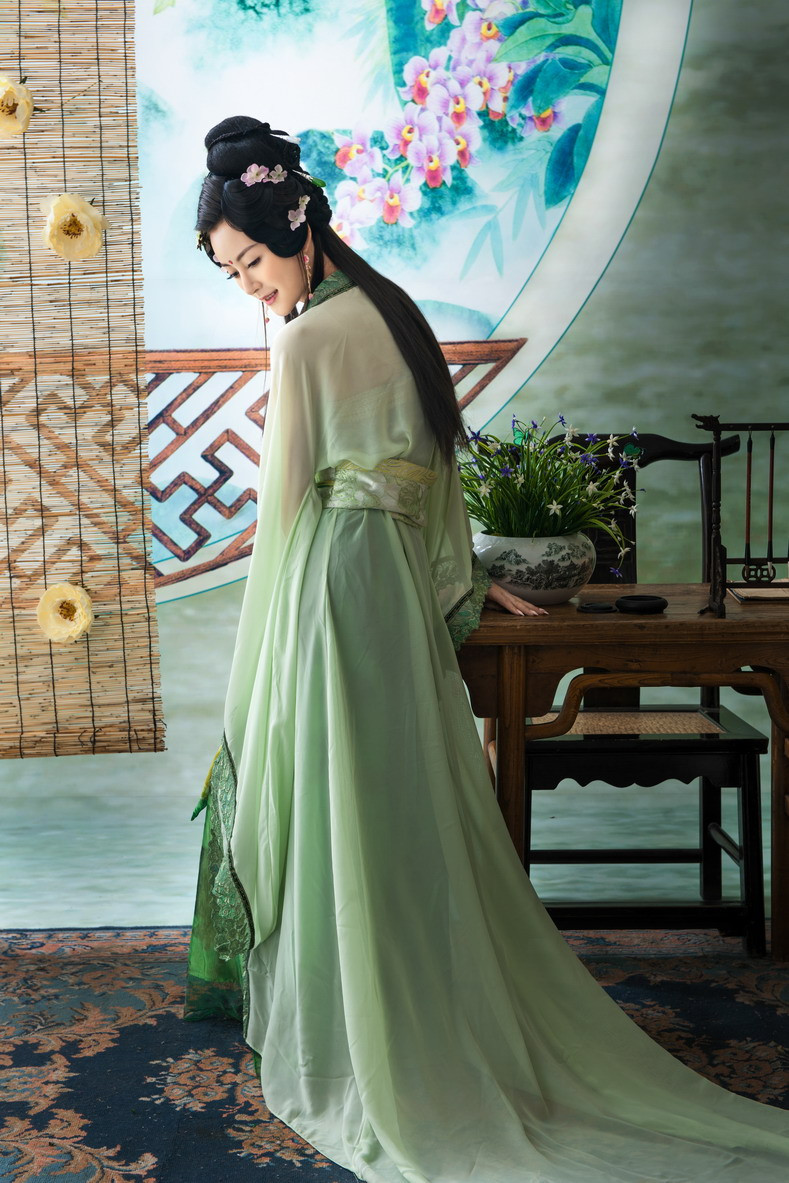 镜花水月中国风美女摄影艺术作品