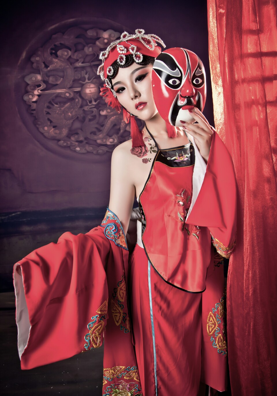 古韵性感古装肚兜美女摄影艺术