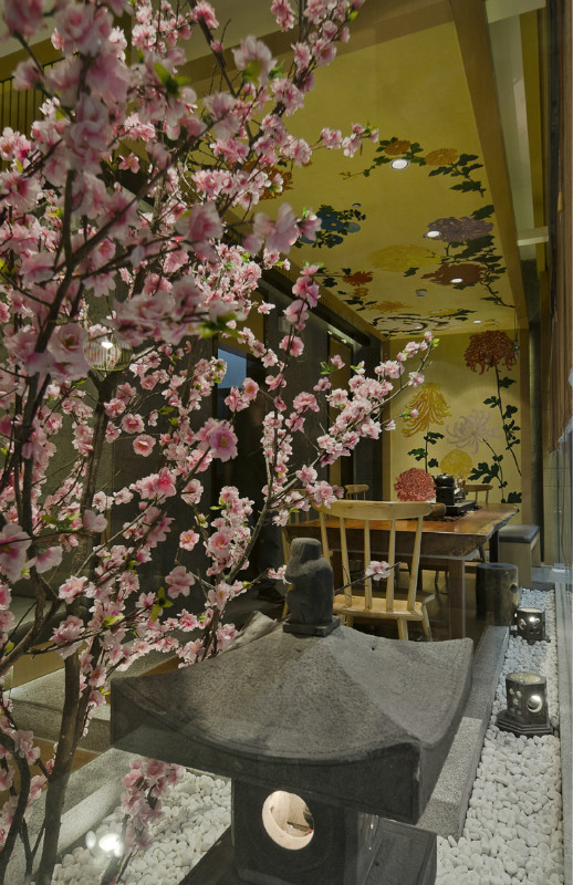 南京斑鲤和食餐厅室内设计