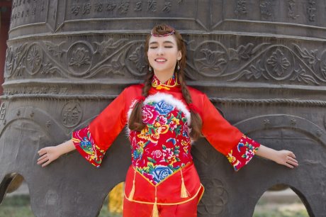红红火火过大年中国年中国红服
