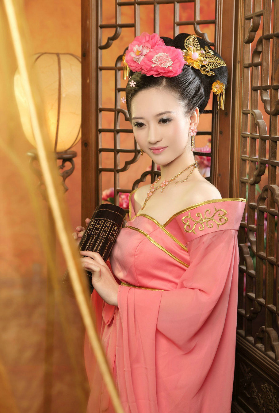 古韵大唐贵妃主题创意摄影艺术